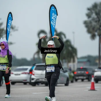 Runner Photo 7556641