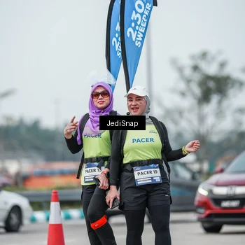 Runner Photo 7556651