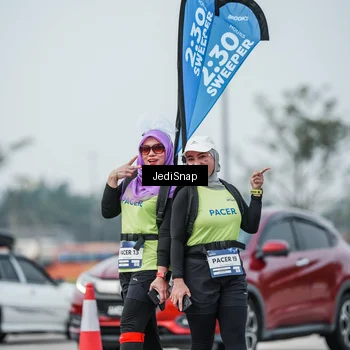 Runner Photo 7556654