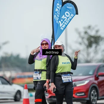Runner Photo 7556656