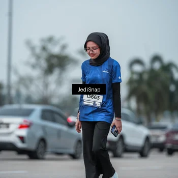 Runner Photo 7556676