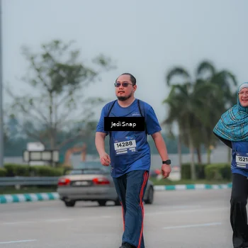 Runner Photo 7556682