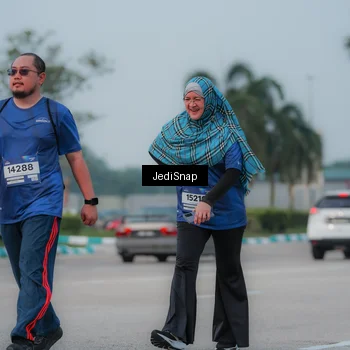 Runner Photo 7556685