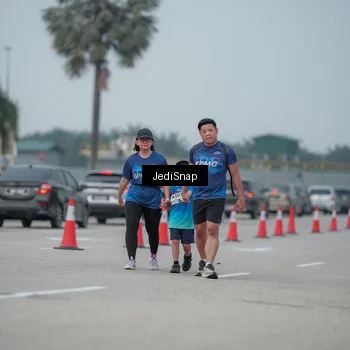 Runner Photo 7556693