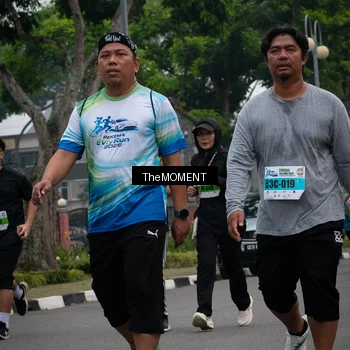 Runner Photo 7556697