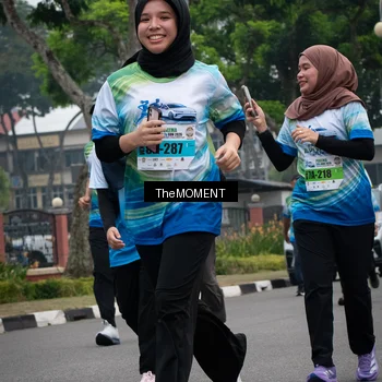 Runner Photo 7556703