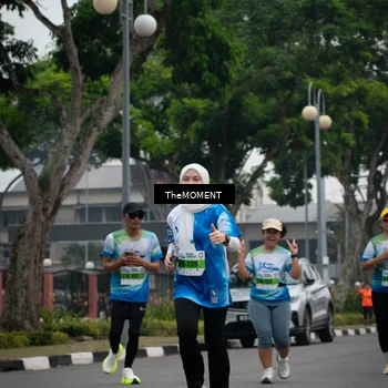 Runner Photo 7556736