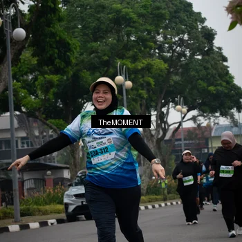 Runner Photo 7556766