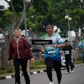Runner Photo 7556771