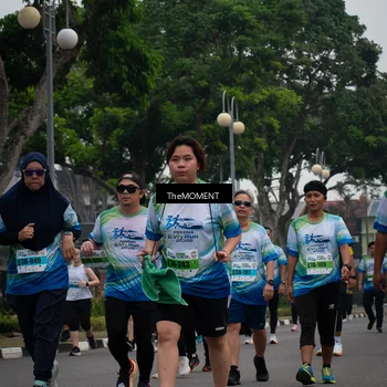 Runner Photo 7556777