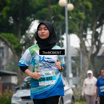 Runner Photo 7556811