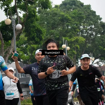 Runner Photo 7556878