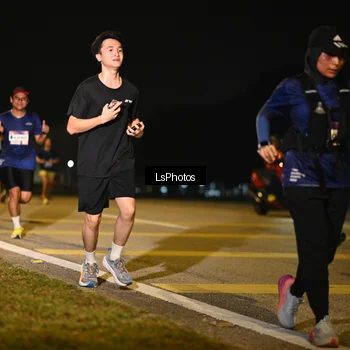 Runner Photo 7556901