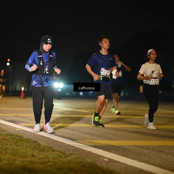 Runner Photo 7556905