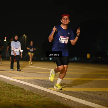Runner Photo 7556906
