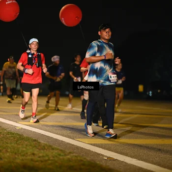 Runner Photo 7556914