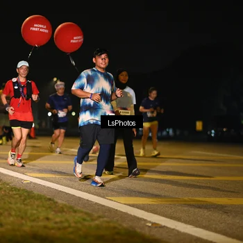 Runner Photo 7556917