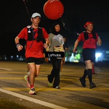 Runner Photo 7556918