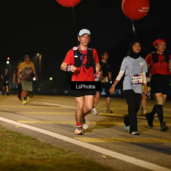 Runner Photo 7556925