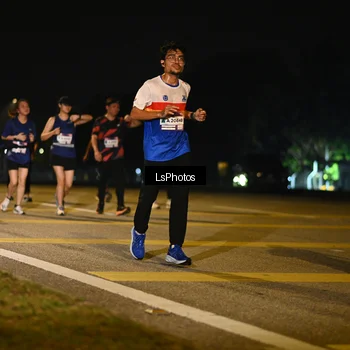 Runner Photo 7556928