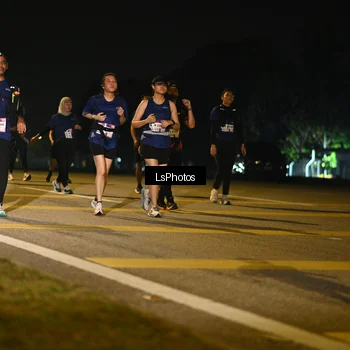 Runner Photo 7556931