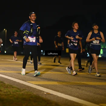 Runner Photo 7556932
