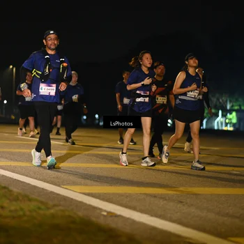 Runner Photo 7556934