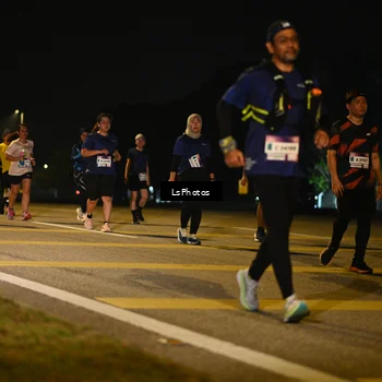 Runner Photo 7556936