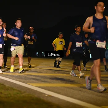 Runner Photo 7556942