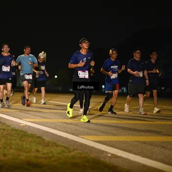 Runner Photo 7556949