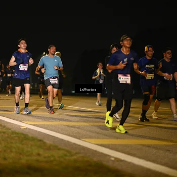 Runner Photo 7556950