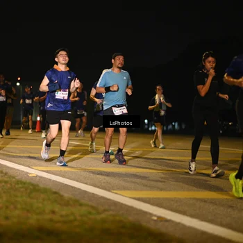 Runner Photo 7556953