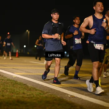 Runner Photo 7556956