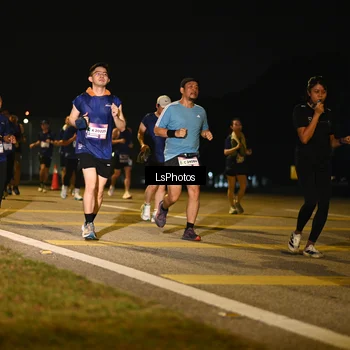 Runner Photo 7556957