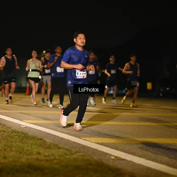 Runner Photo 7556959