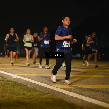 Runner Photo 7556963