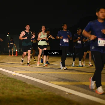 Runner Photo 7556965