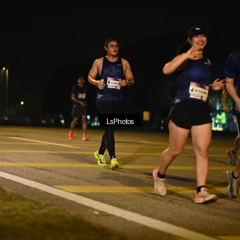 Runner Photo 7557003