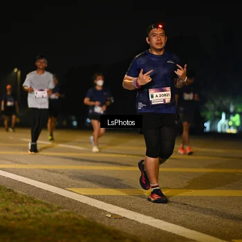 Runner Photo 7557005