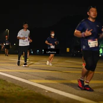Runner Photo 7557007