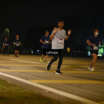 Runner Photo 7557015