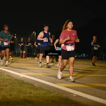 Runner Photo 7557022