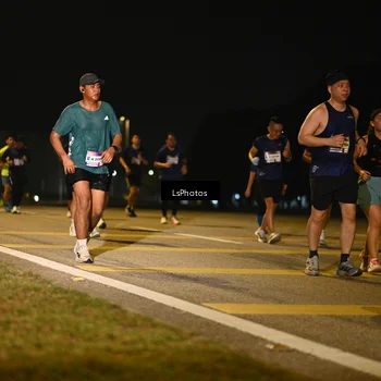 Runner Photo 7557023