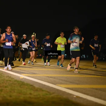 Runner Photo 7557025