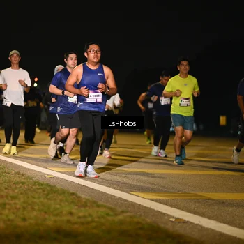 Runner Photo 7557031