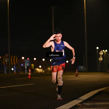 Runner Photo 7557044