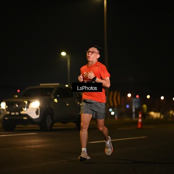 Runner Photo 7557052