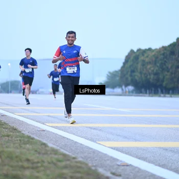 Runner Photo 7557059