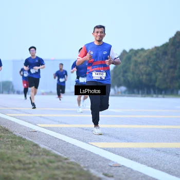 Runner Photo 7557060