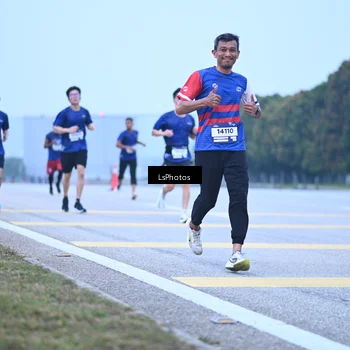 Runner Photo 7557064